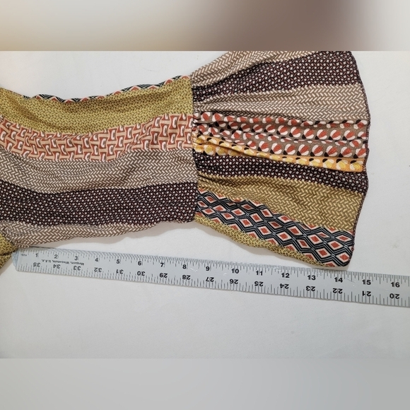 MADE IN ITALY Patterned Long Bell Sleeve Mini Dress w/V-neck Collar With Buttons - Picture 7 of 9